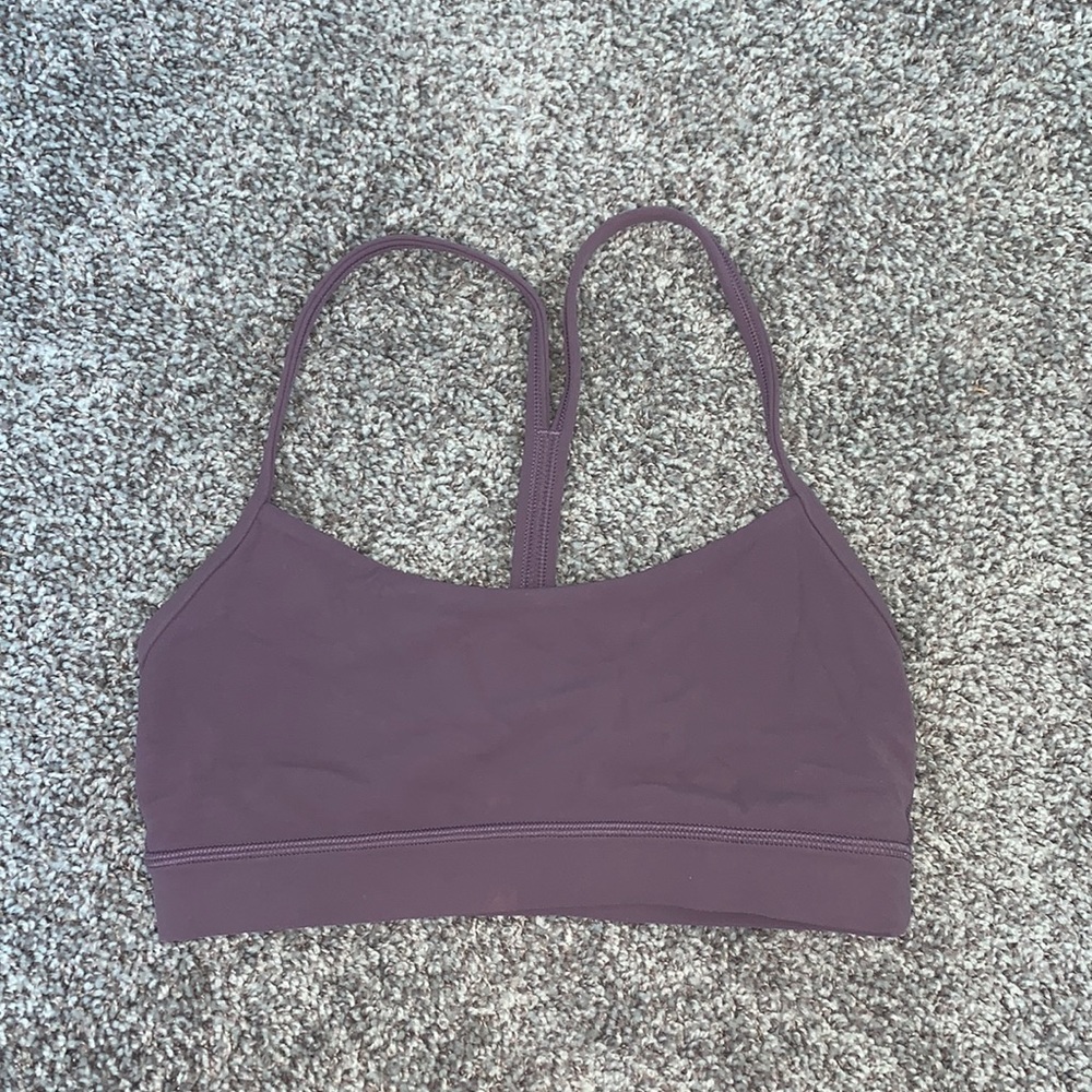Lululemon sports bra